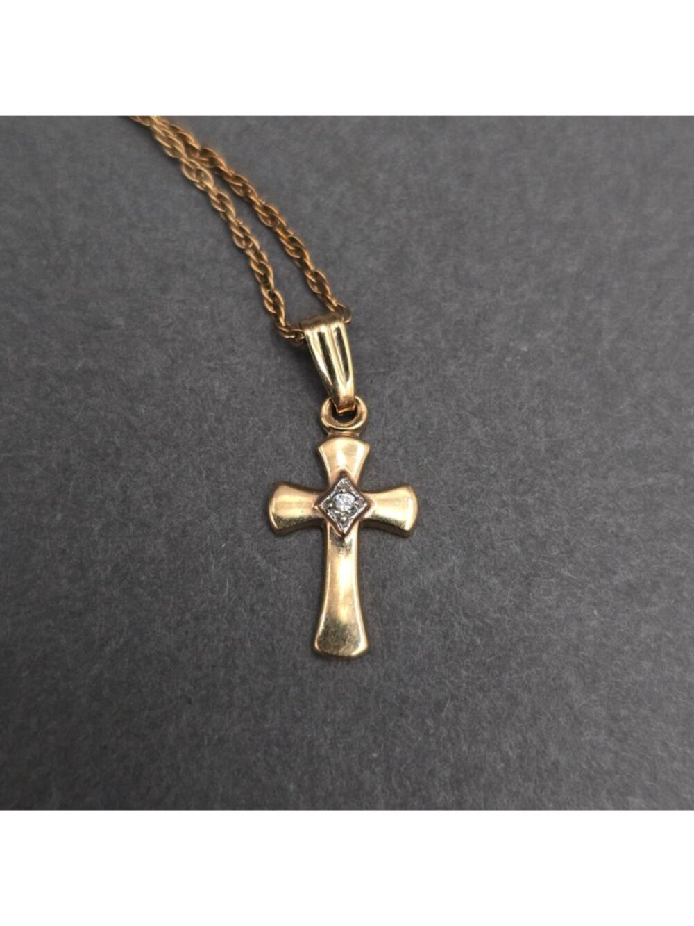 Vintage 14K Gold Filled Diamond Cross Necklace M Cartouche Pendant 19" - Picture 15 of 15